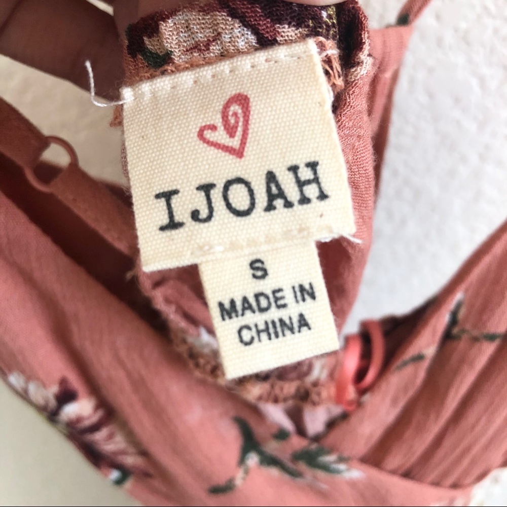 IJOAH Floral crochet romper - Picture 6 of 6